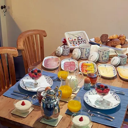 לינה וארוחת בוקר Huys En Hoff Aen Den Haspel 4*