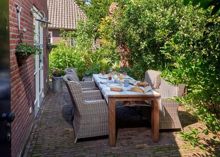 Huys En Hoff Aen Den Haspel 4*