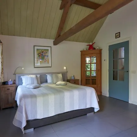 Huys En Hoff Aen Den Haspel 4*